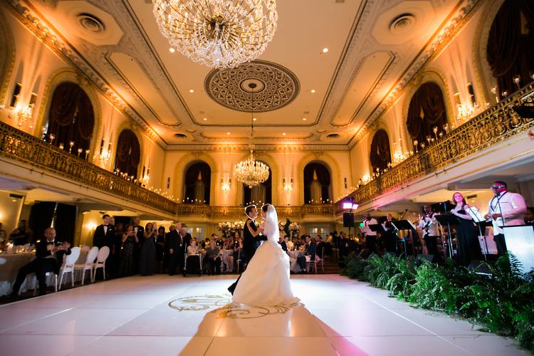 Bride and Groom First Dance Omni William Penn Wedding- Elite Show Band